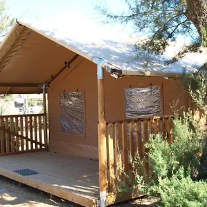 **** Camping Oh! - Le Clos Du Rhone Frankrijk