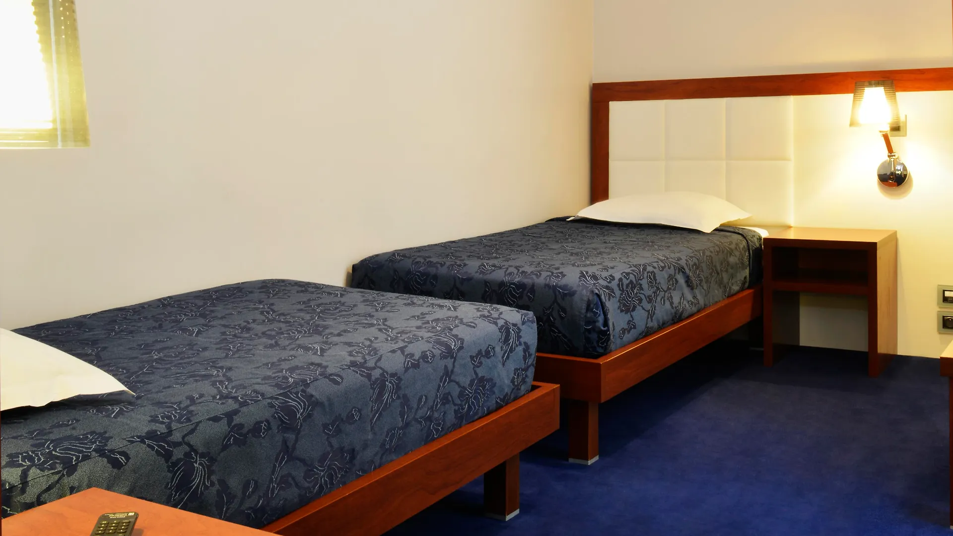 Hotel Ambassadeur Παρίσι 3*,