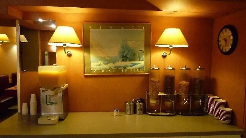 Hotel Ambassadeur Παρίσι 3*,
