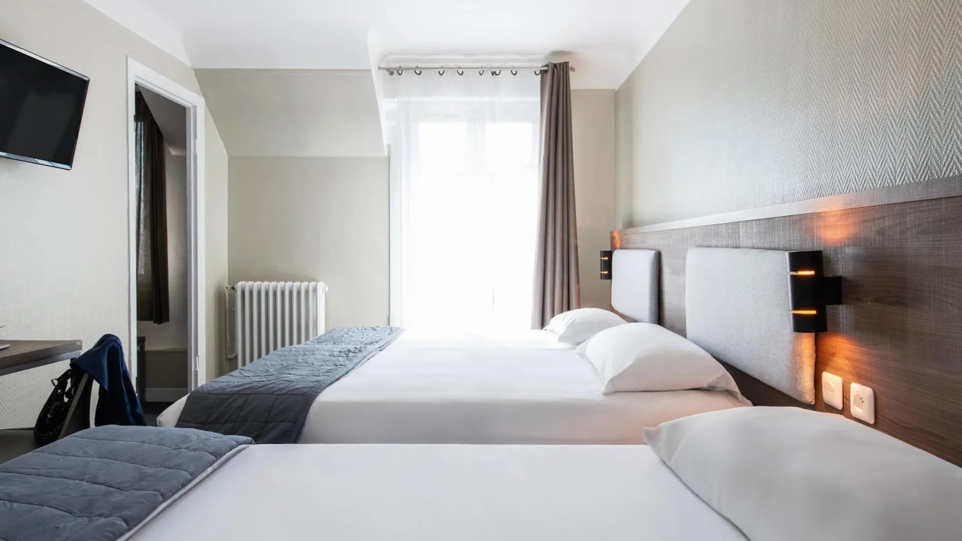 ***  Hotel Ambassadeur Párizs Franciaország